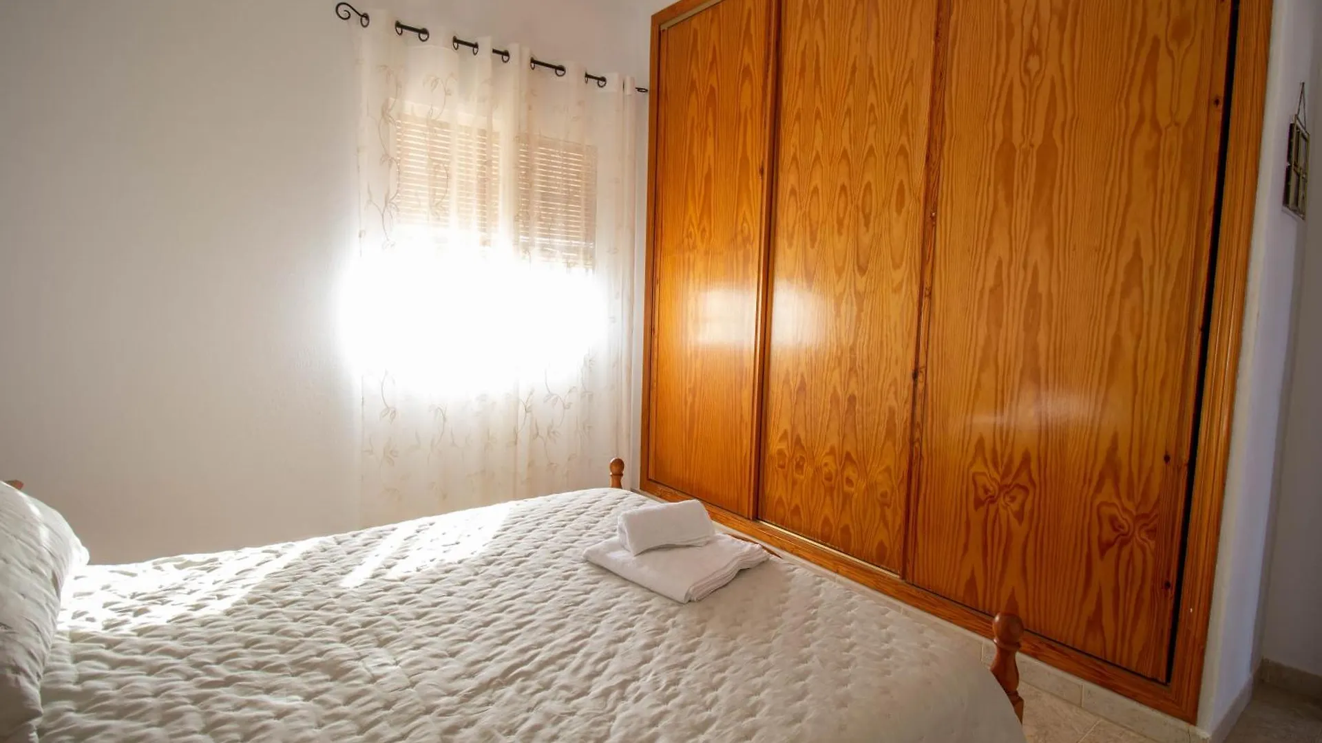 Holiday home Rentitspain Finca Andalucia Confort Entre Montana Y Sol Motril